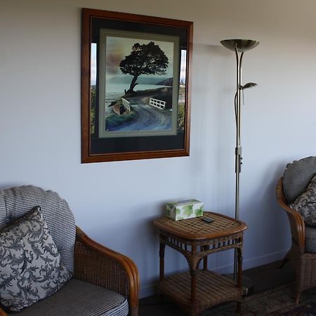 Top Of The Town Bed & Breakfast Tauranga Exteriör bild